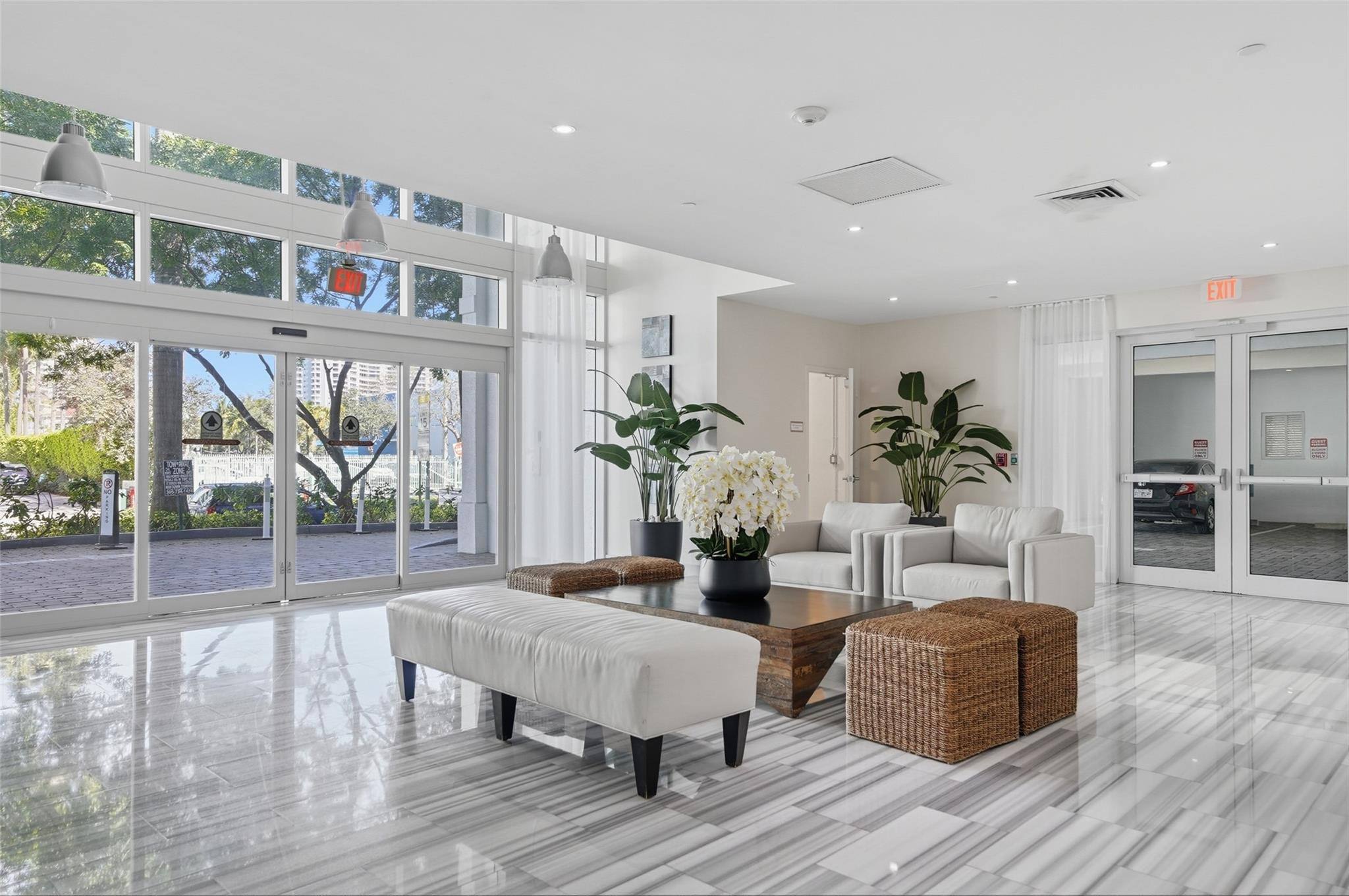 3030 NE 188th #408, Aventura FL 33180