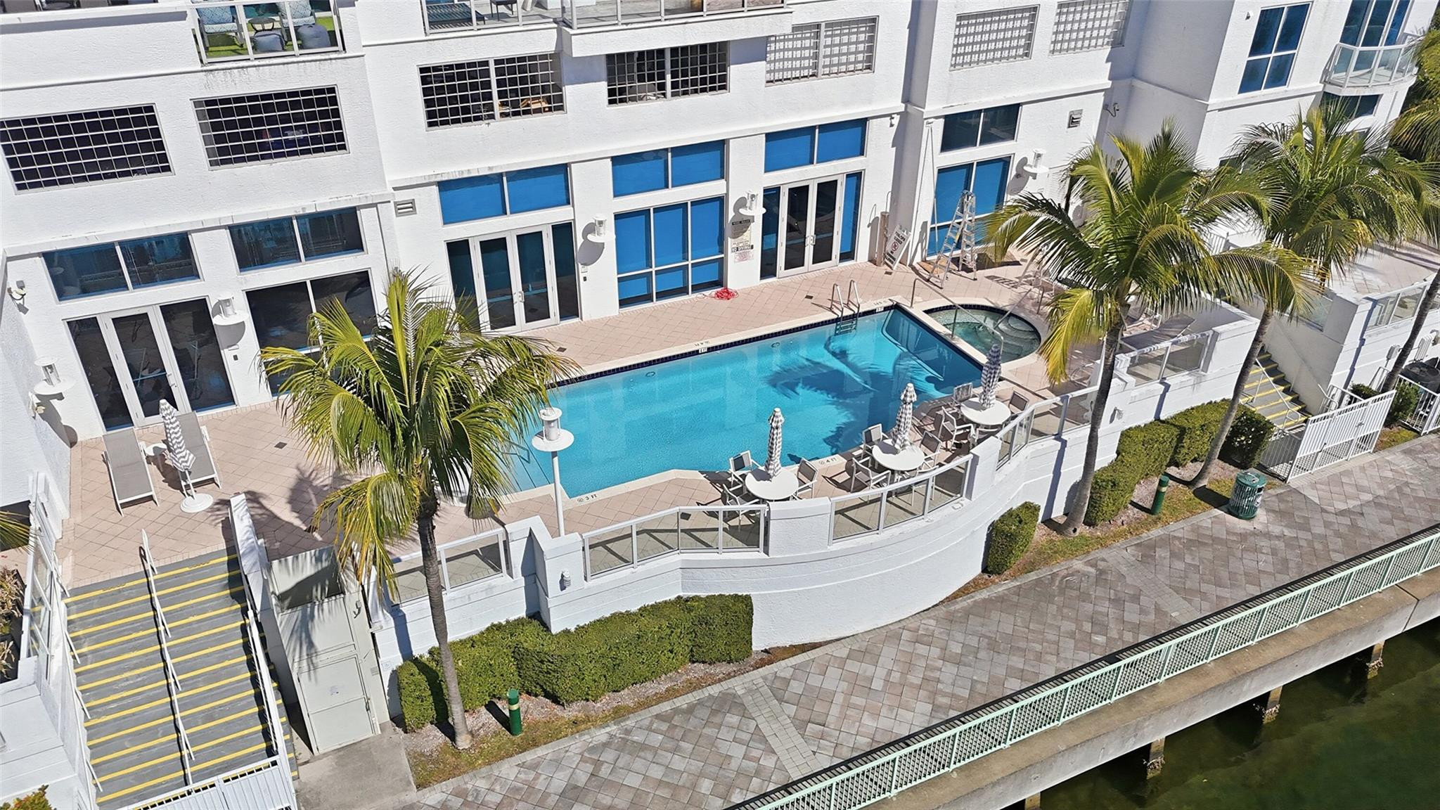 3030 NE 188th #408, Aventura FL 33180