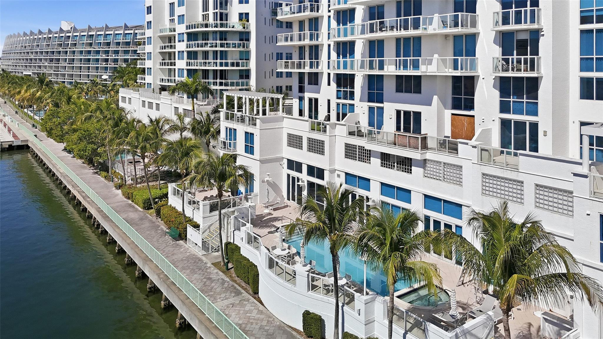 3030 NE 188th #408, Aventura FL 33180
