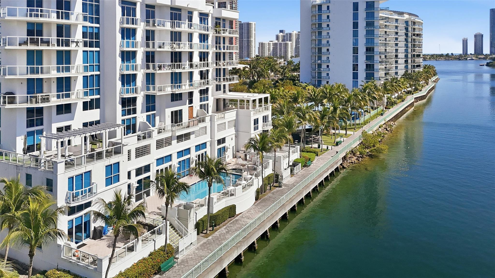 3030 NE 188th #408, Aventura FL 33180
