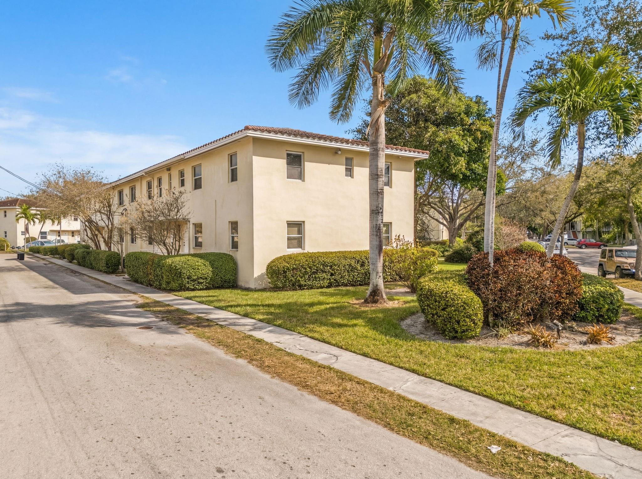 715 NE 91st #3a, Miami Shores FL 33138