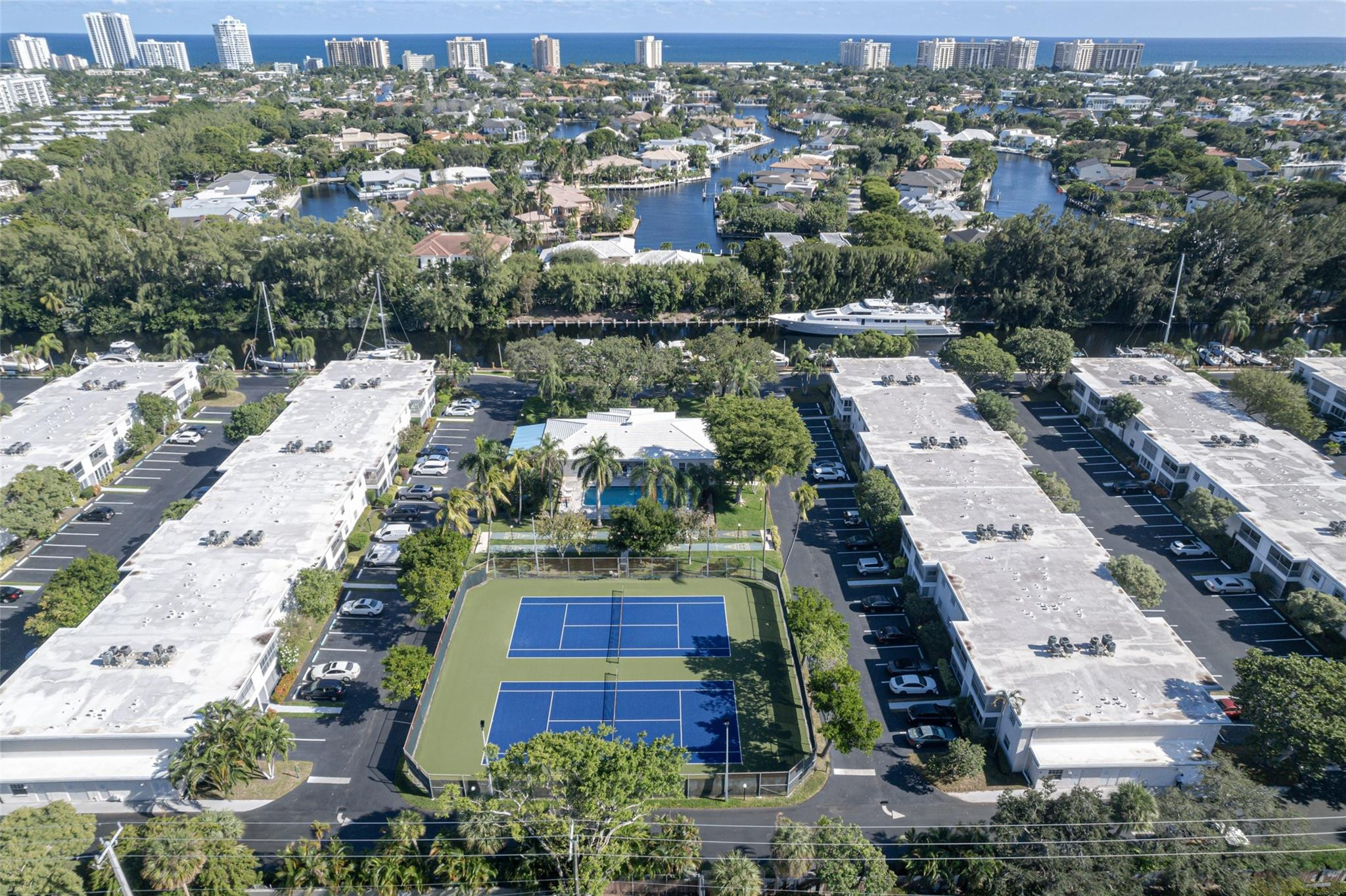 6253 Bay Club #1, Fort Lauderdale FL 33308