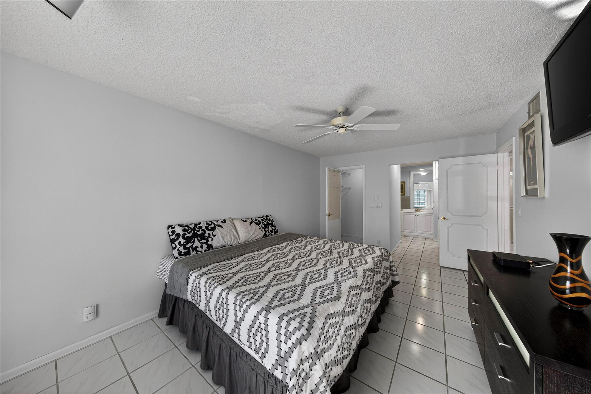 6253 Bay Club #1, Fort Lauderdale FL 33308