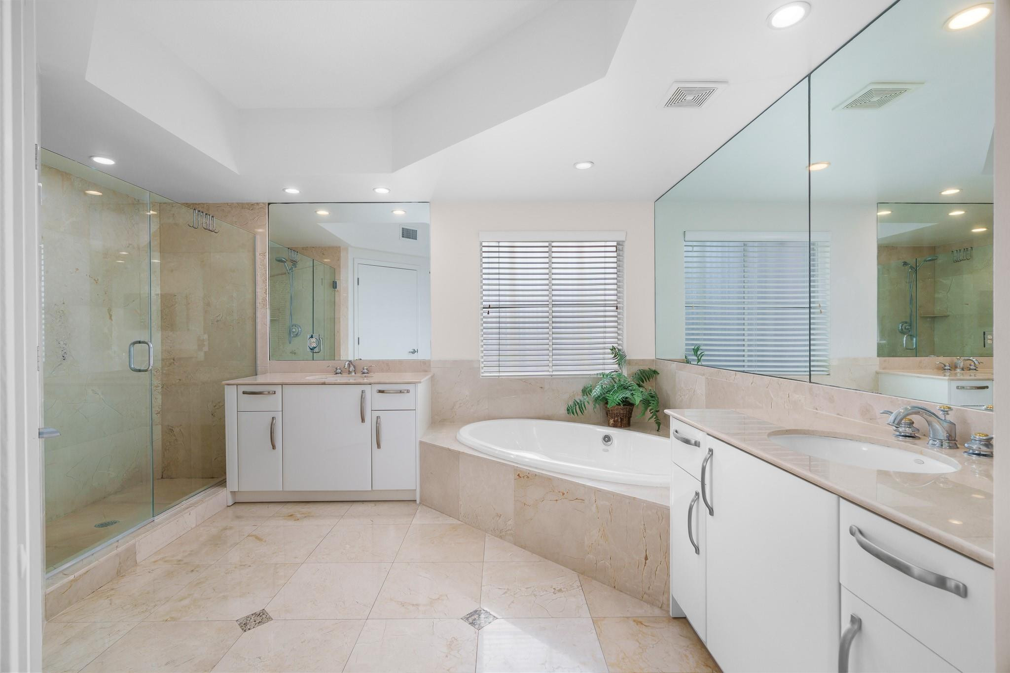2051 SE 3rd #307, Deerfield Beach FL 33441