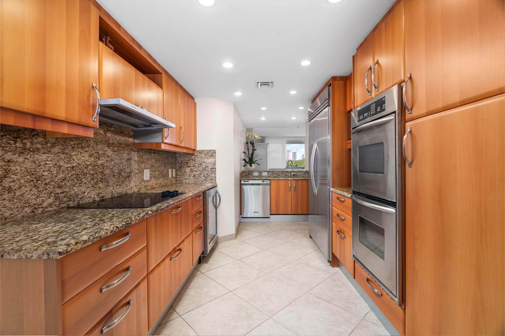 2051 SE 3rd #307, Deerfield Beach FL 33441