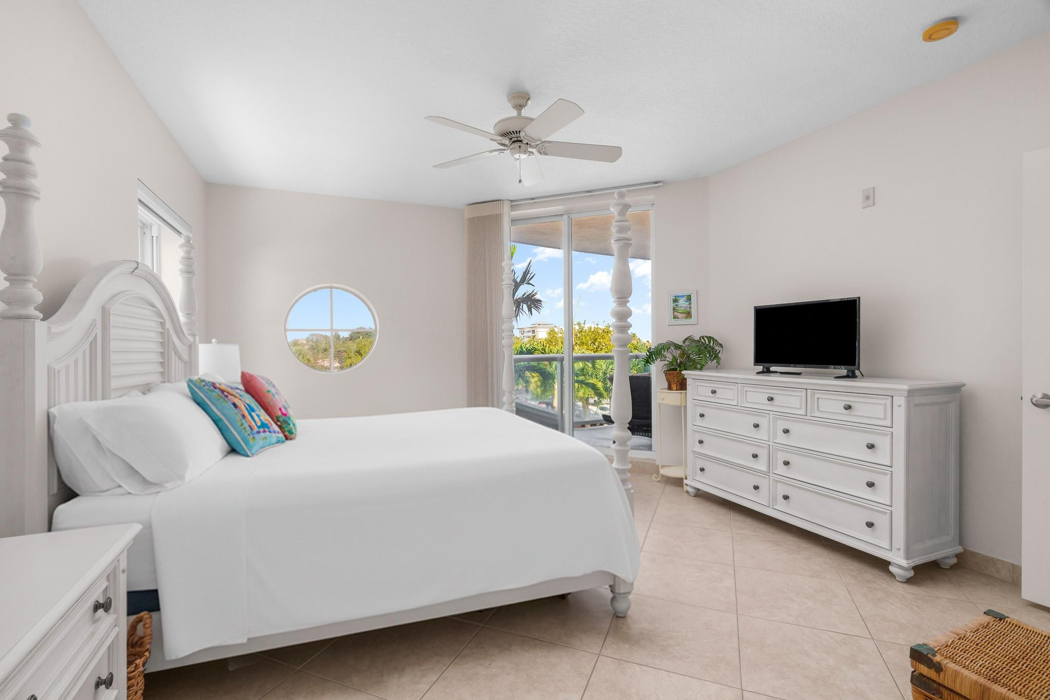 2051 SE 3rd #307, Deerfield Beach FL 33441