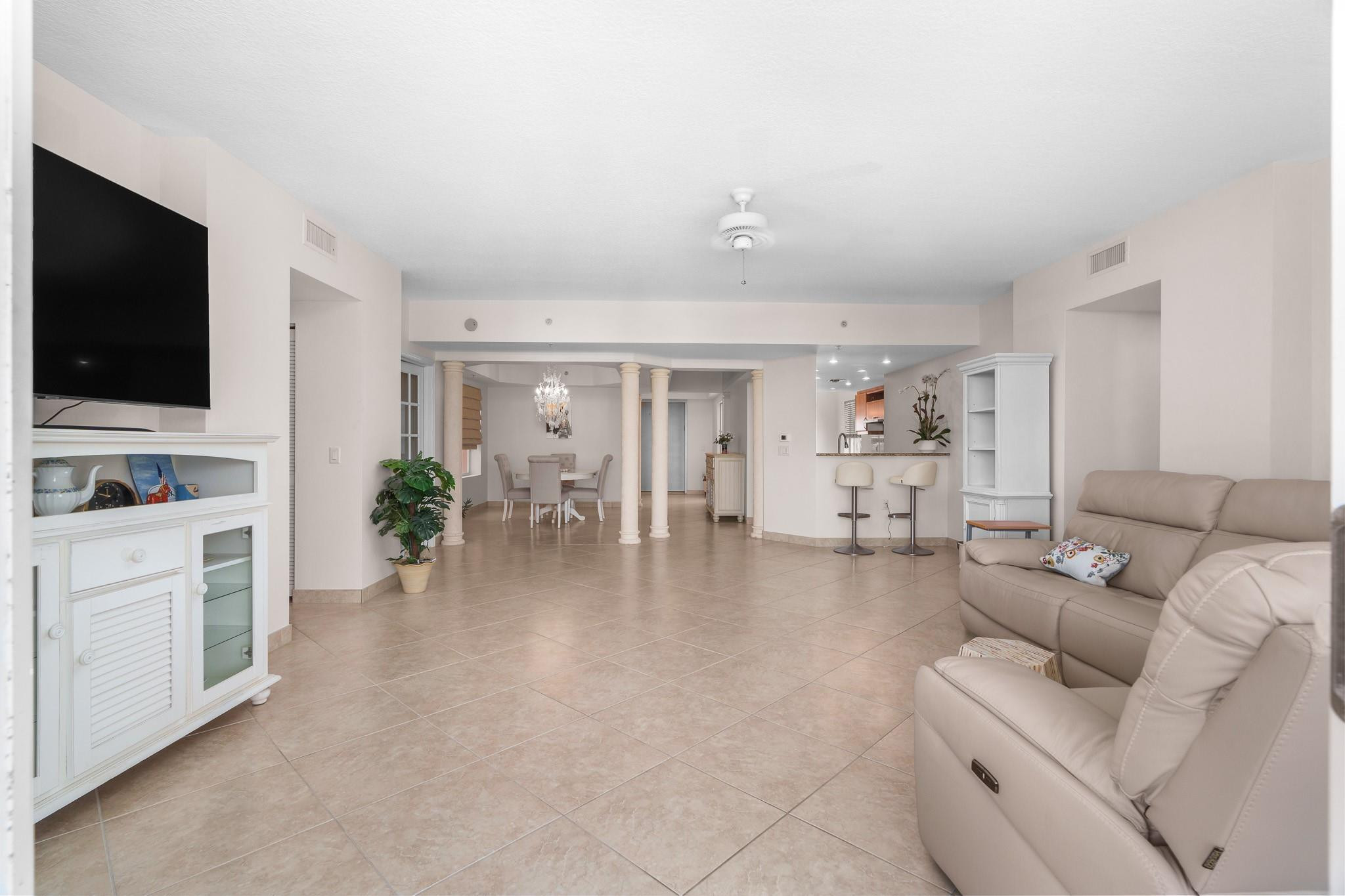 2051 SE 3rd #307, Deerfield Beach FL 33441