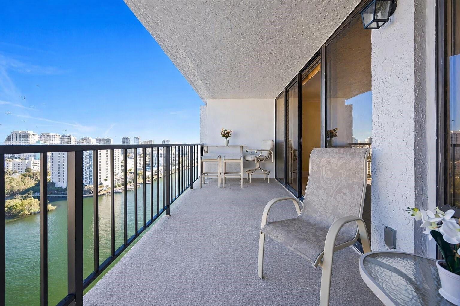 936 Intracoastal #19F, Fort Lauderdale FL 33304