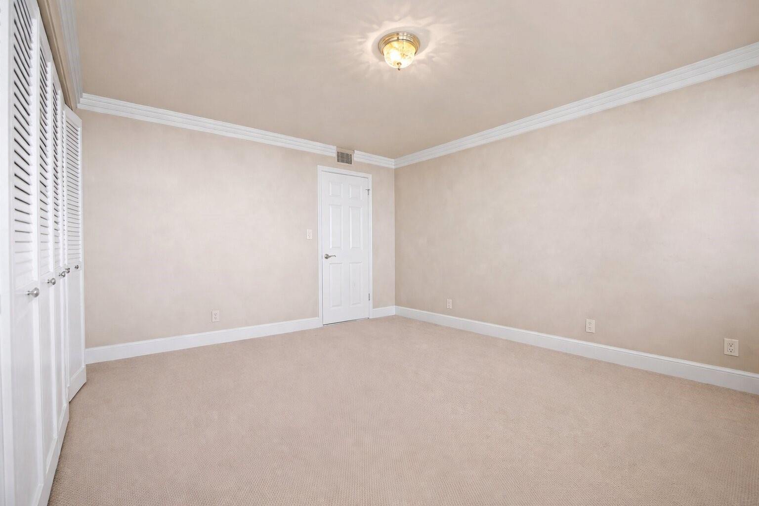 936 Intracoastal #19F, Fort Lauderdale FL 33304