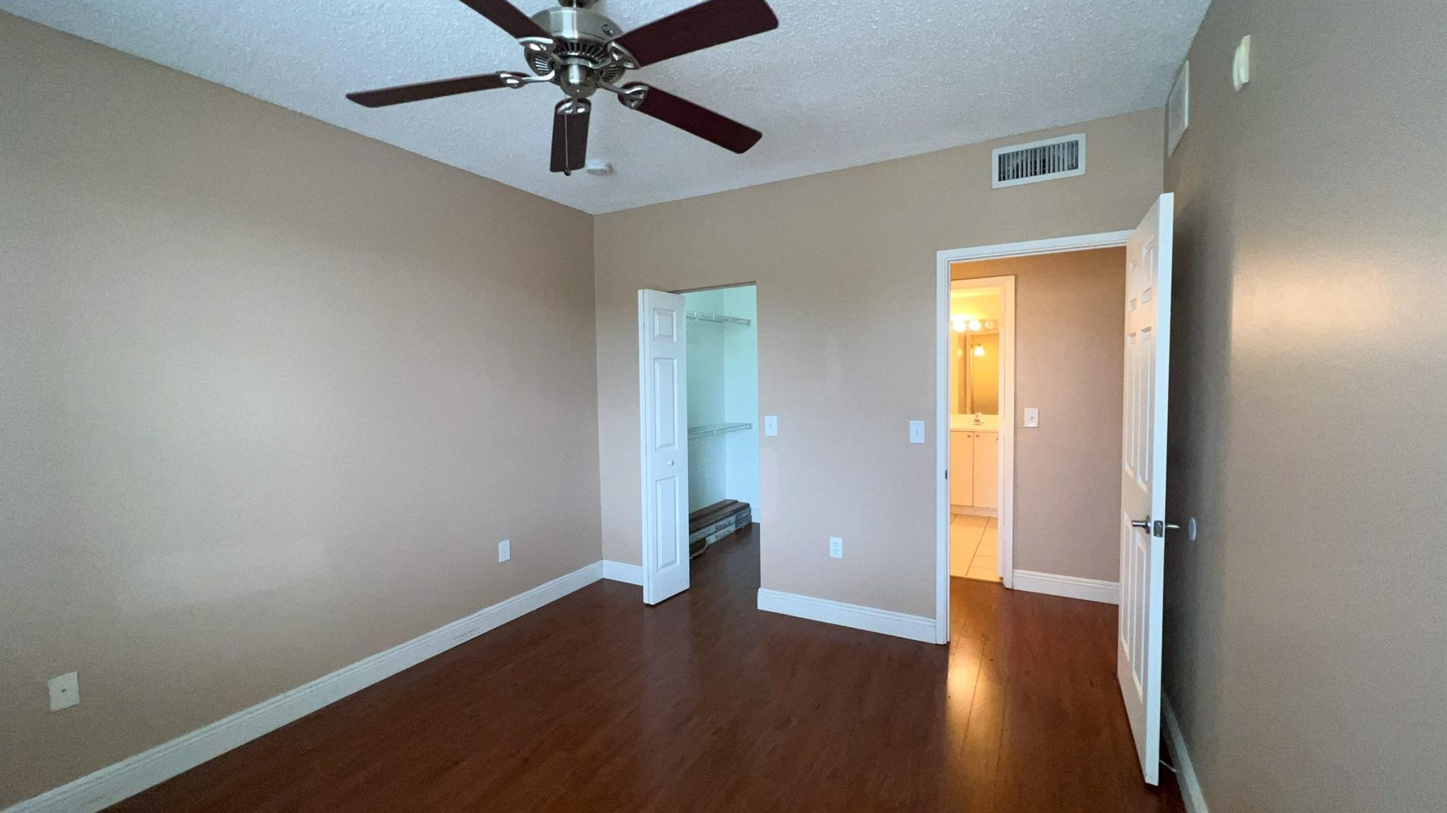 7950 N Nob Hill #203, Tamarac FL 33321