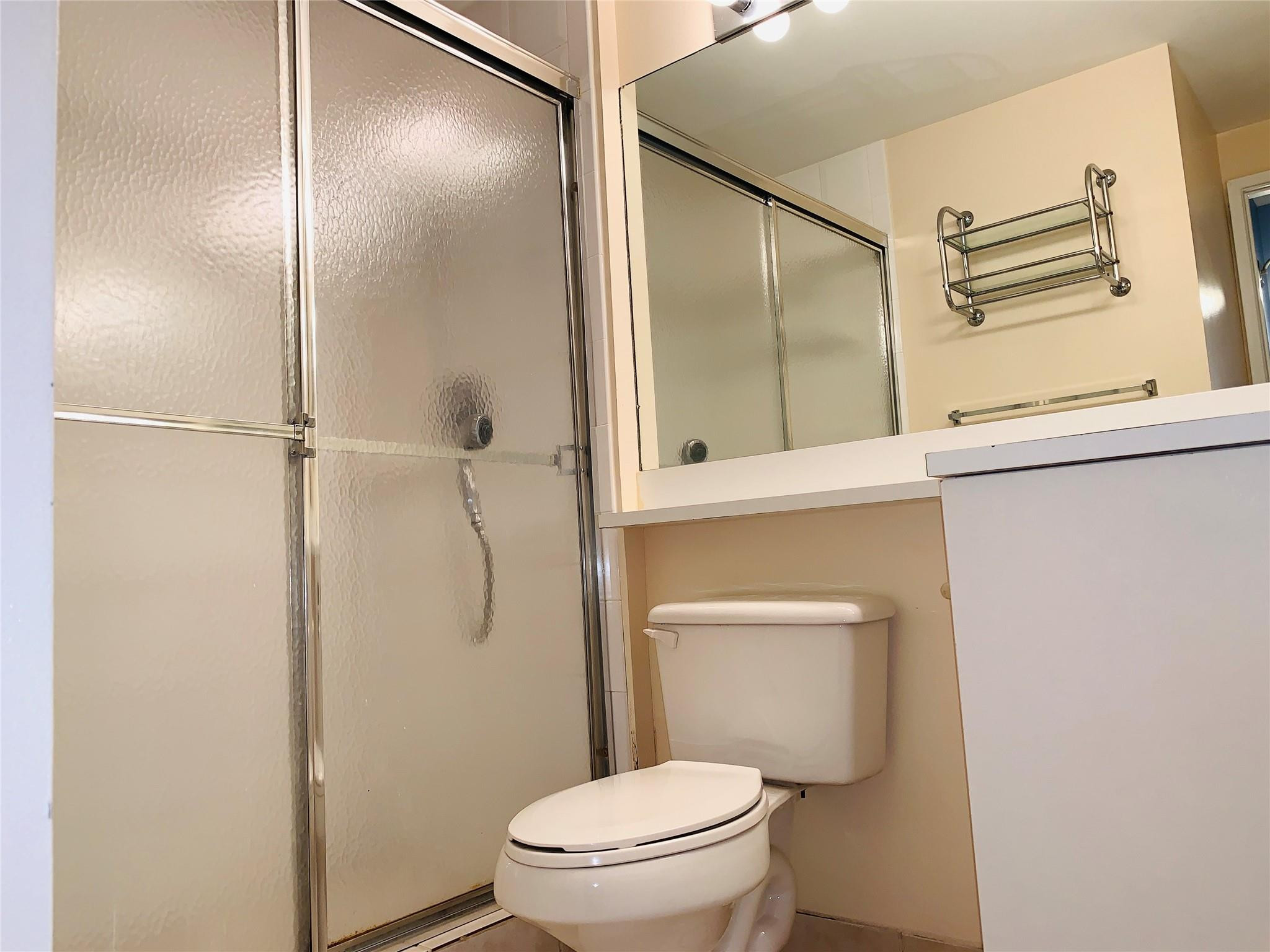 7950 N Nob Hill #203, Tamarac FL 33321