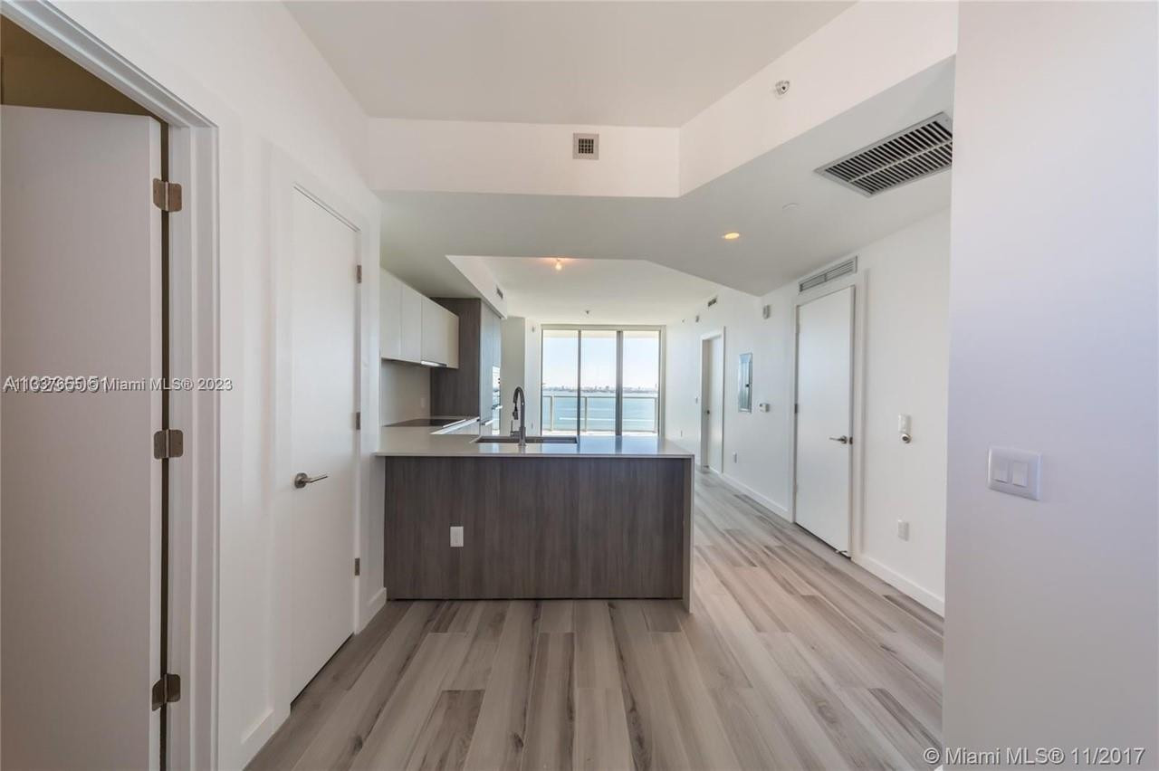 2900 NE 7th #1503, Miami FL 33137