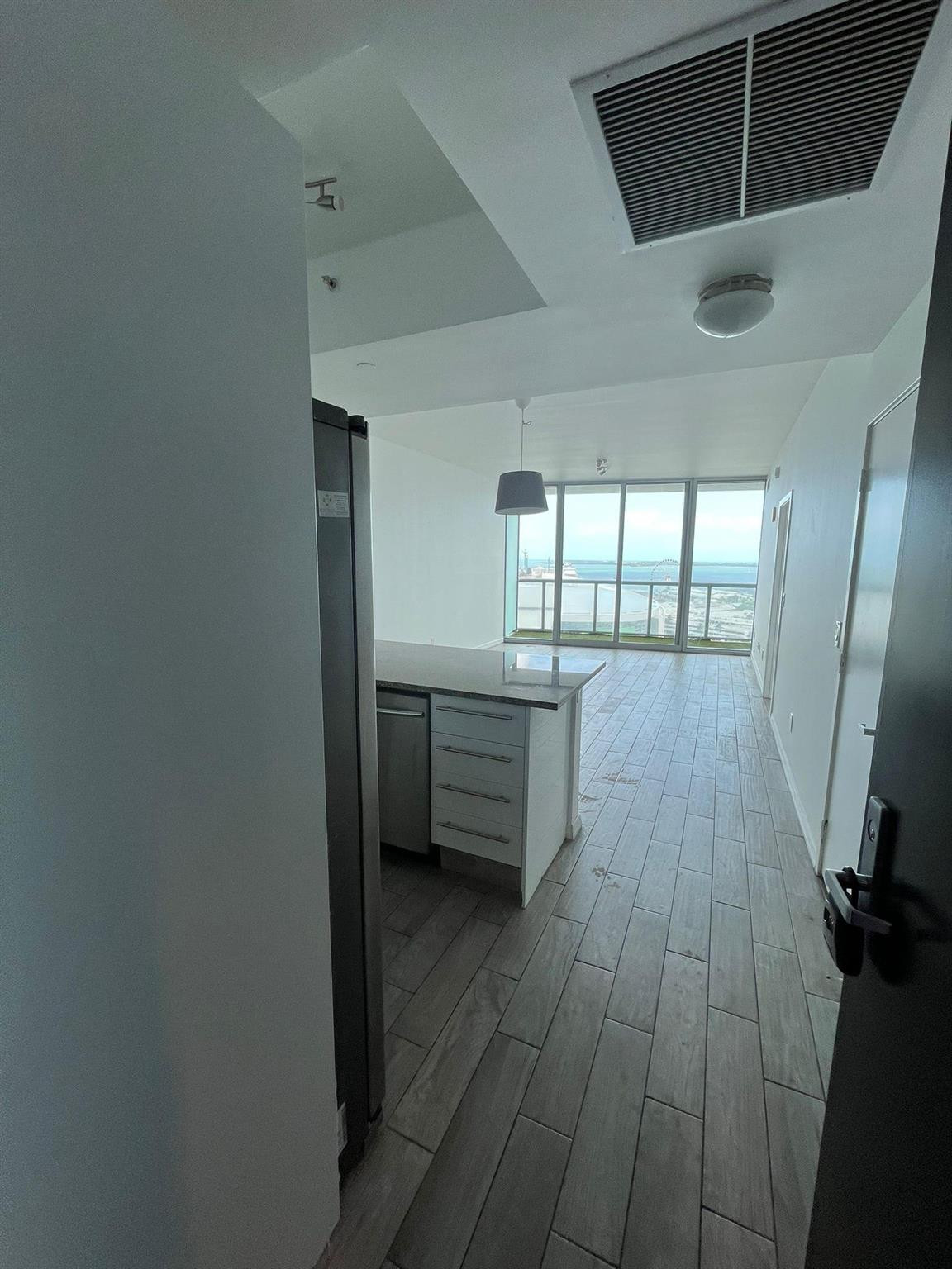 888 Biscayne #1807, Miami FL 33132