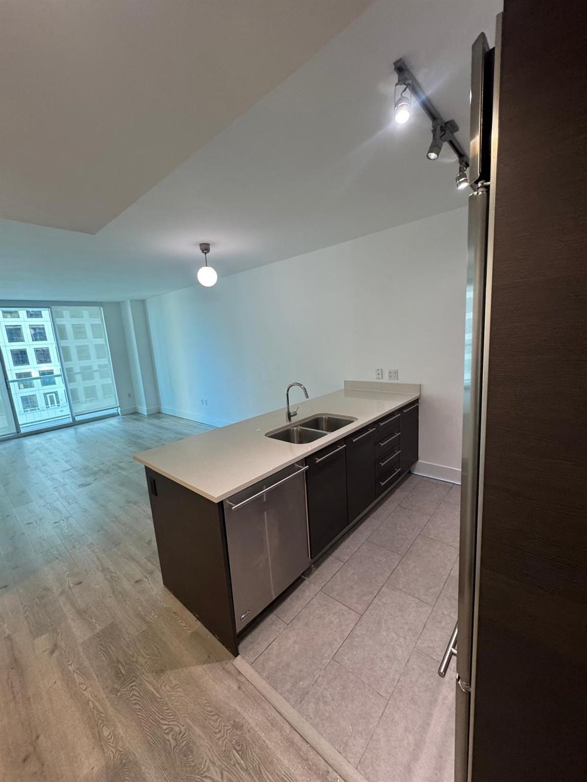 500 Brickell #1706, Miami FL 33131