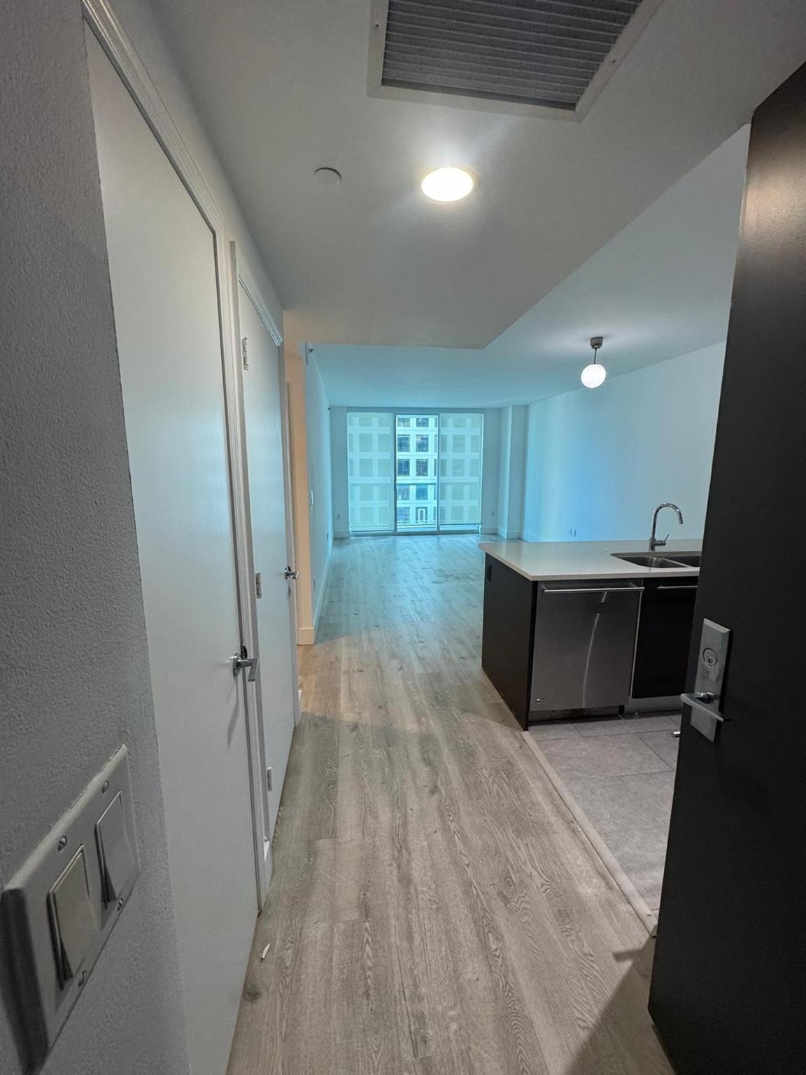 500 Brickell #1706, Miami FL 33131