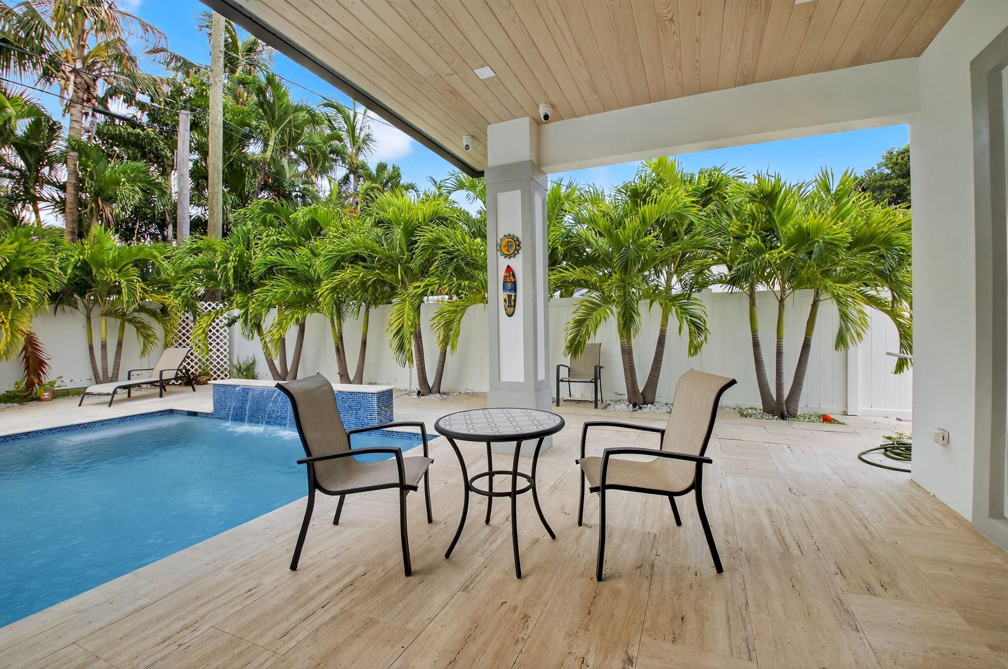 711 NE 6th, Boca Raton FL 33432