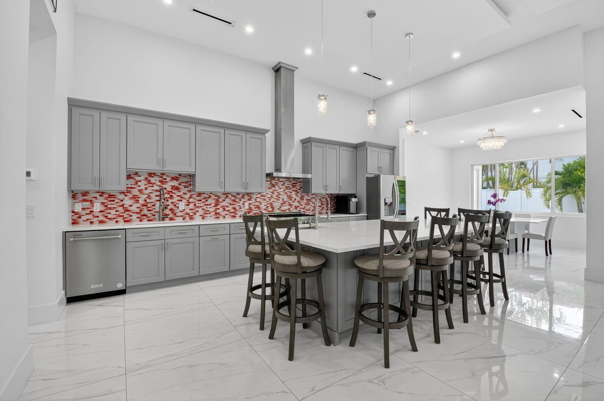 711 NE 6th, Boca Raton FL 33432