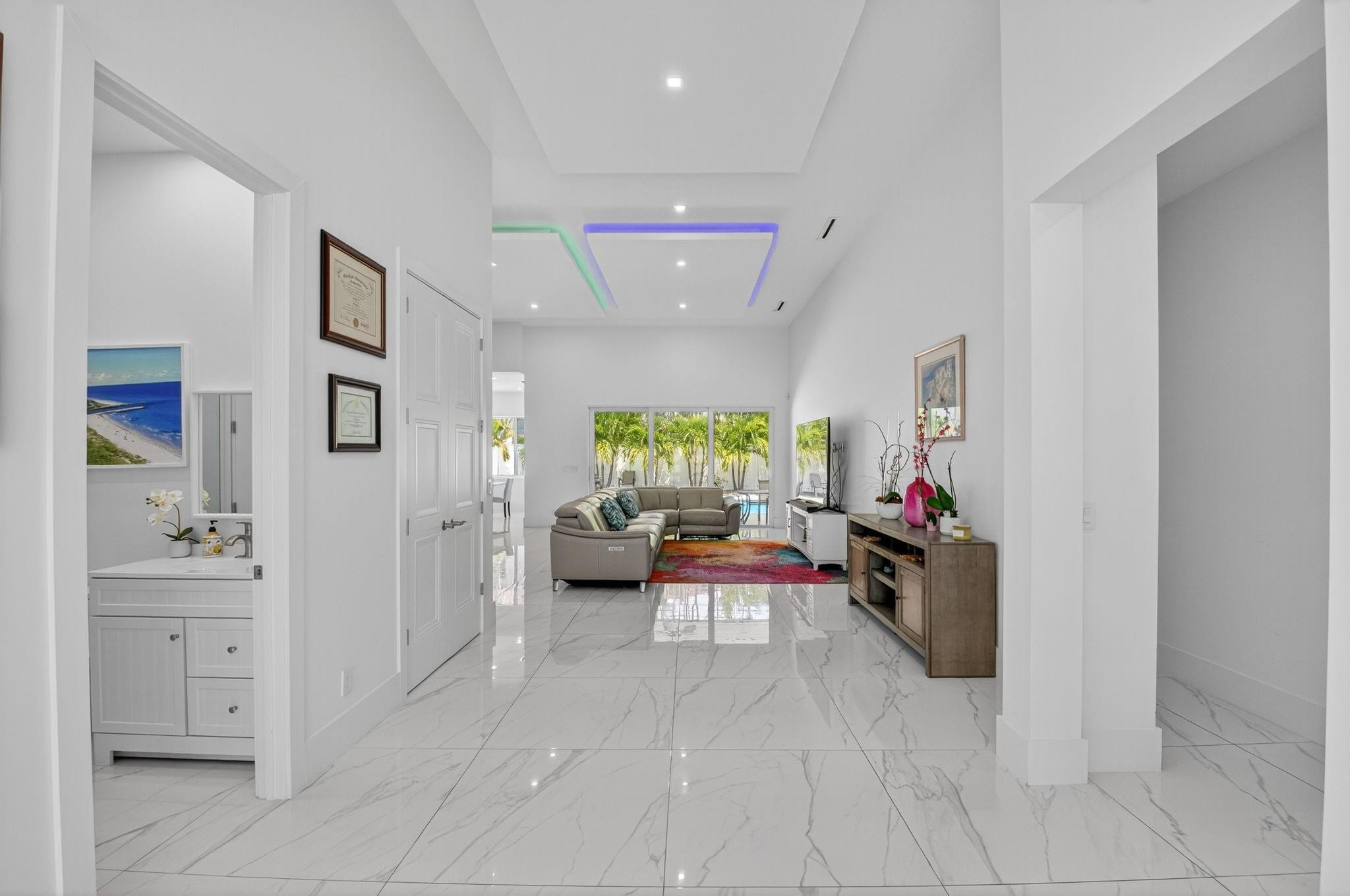 711 NE 6th, Boca Raton FL 33432