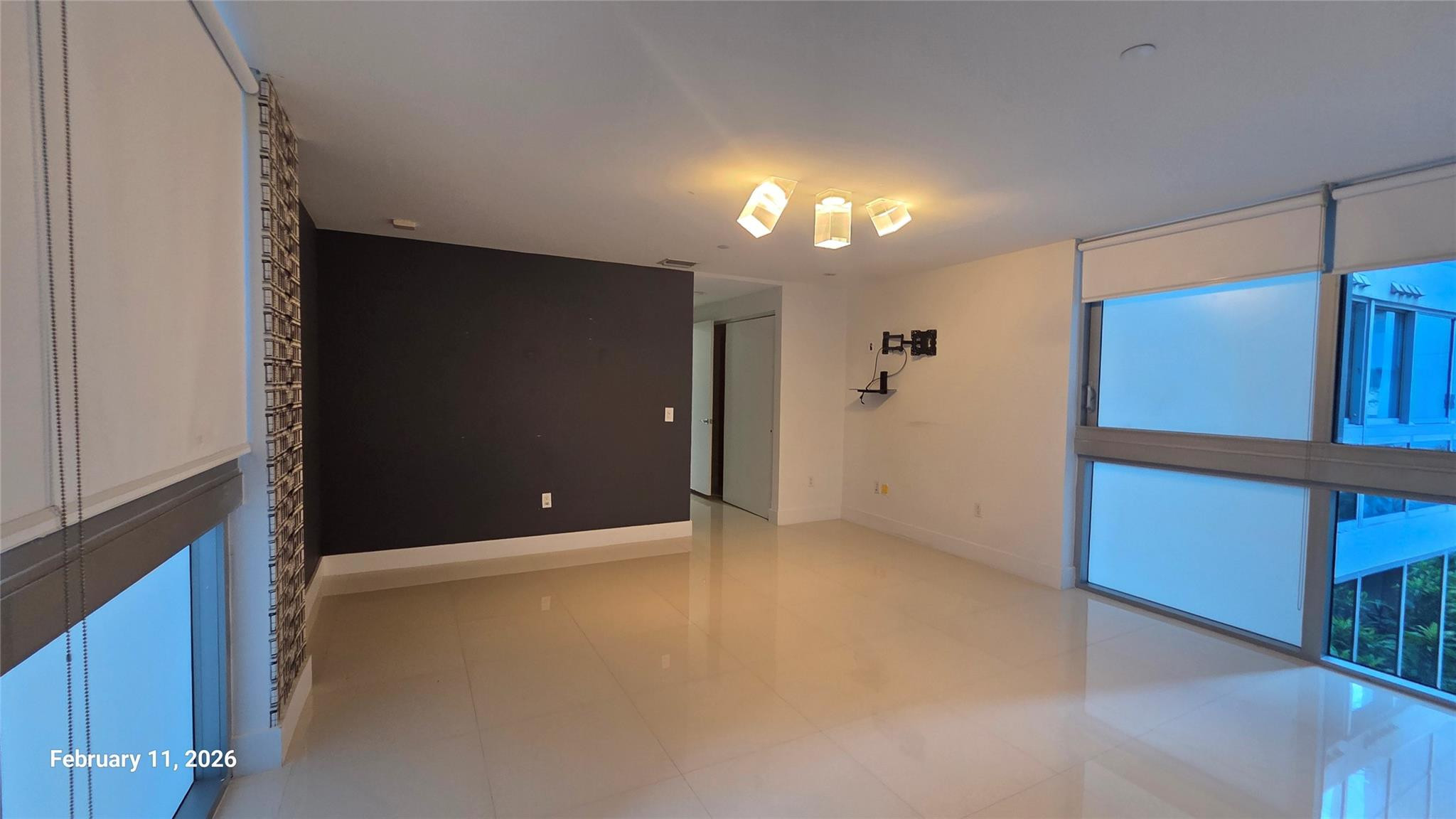 2950 NE 188th #110, Aventura FL 33180
