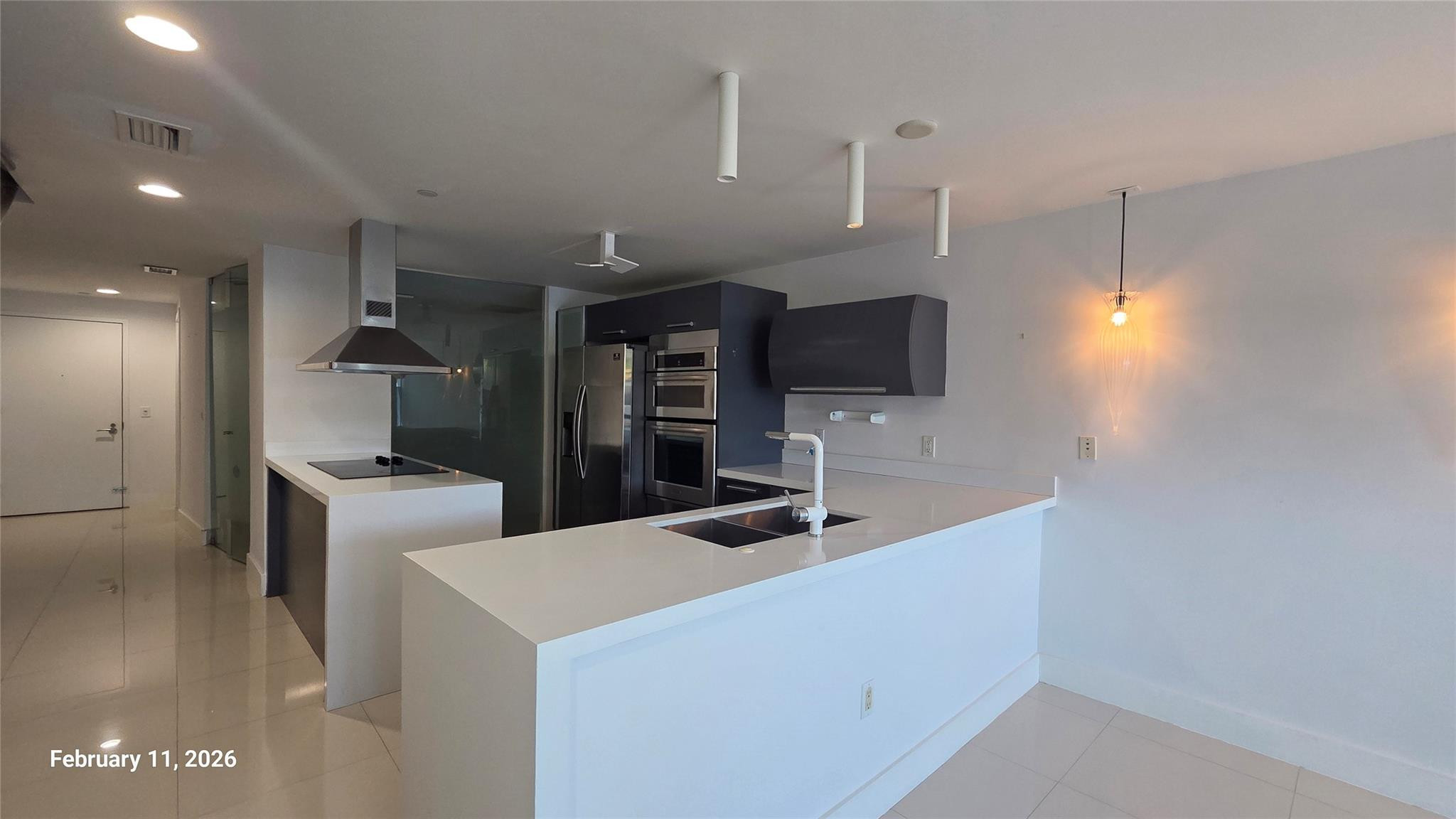 2950 NE 188th #110, Aventura FL 33180