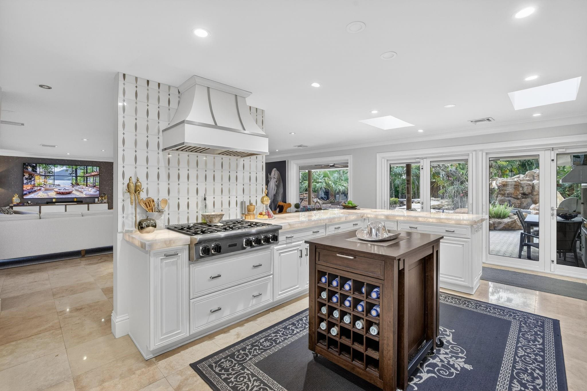 2644 NE 37th, Fort Lauderdale FL 33308