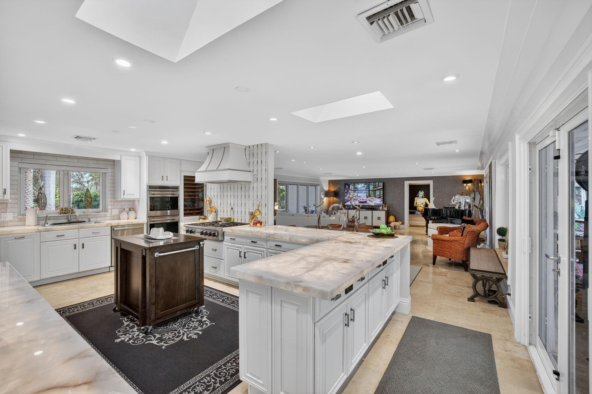 2644 NE 37th, Fort Lauderdale FL 33308