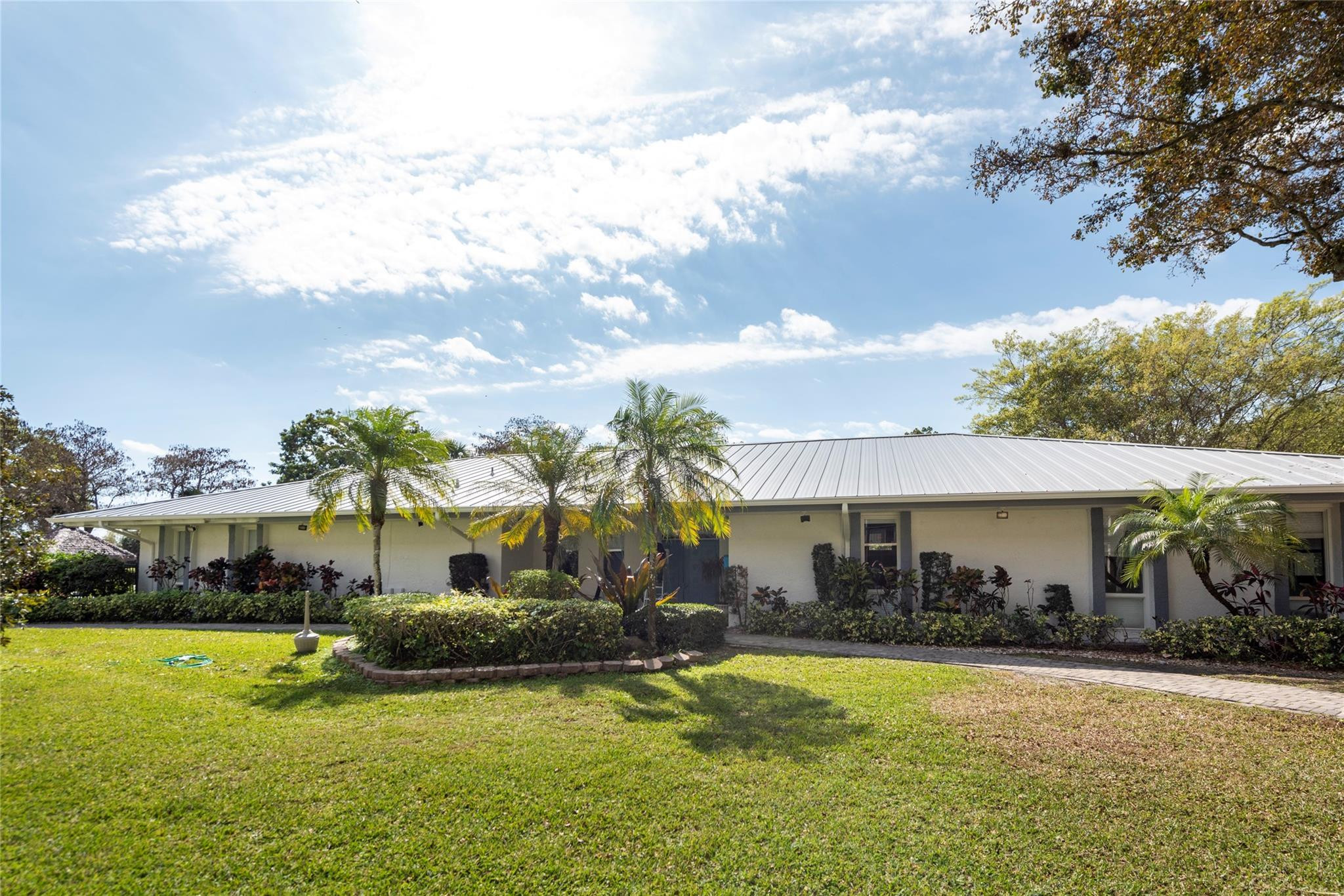 6100 NW 44th #302, Lauderhill FL 33319