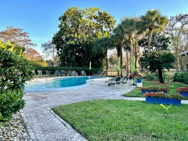 6100 NW 44th #302, Lauderhill FL 33319