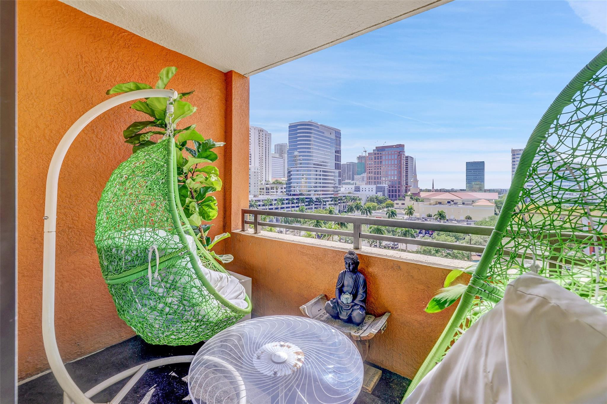 110 N Federal #815, Fort Lauderdale FL 33301