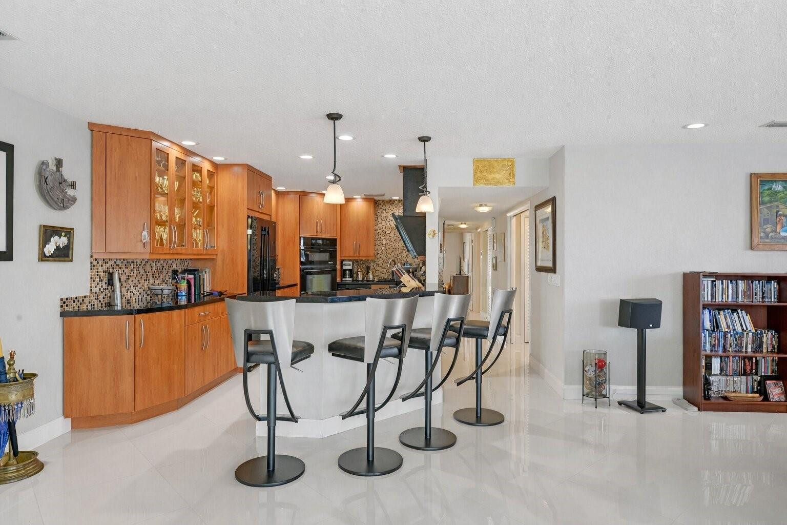 3090 NE 48th #314, Fort Lauderdale FL 33308