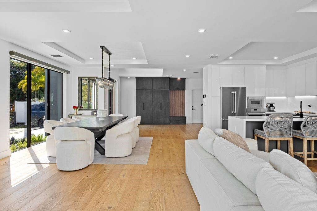 705 SW 8th, Fort Lauderdale FL 33315