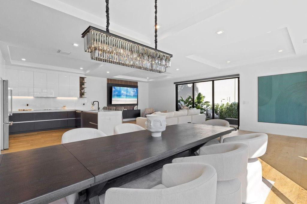 705 SW 8th, Fort Lauderdale FL 33315