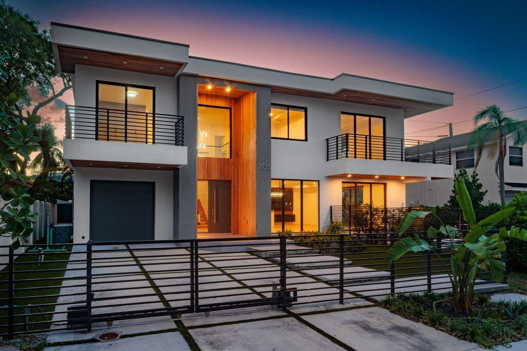 705 SW 8th, Fort Lauderdale FL 33315