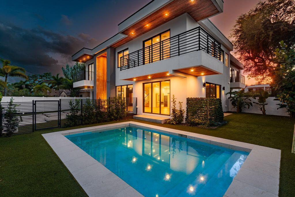 705 SW 8th, Fort Lauderdale FL 33315