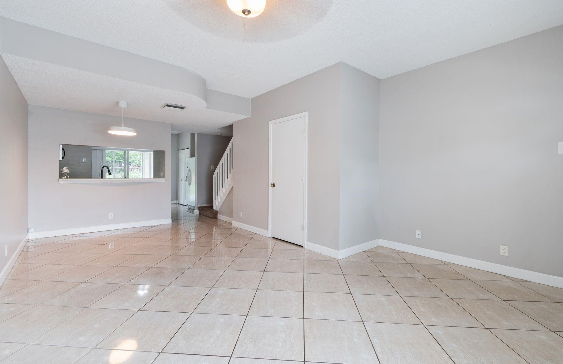 16721 Hemingway, Weston FL 33326