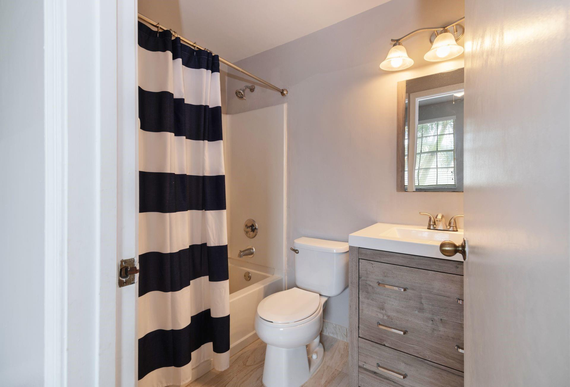 16721 Hemingway, Weston FL 33326