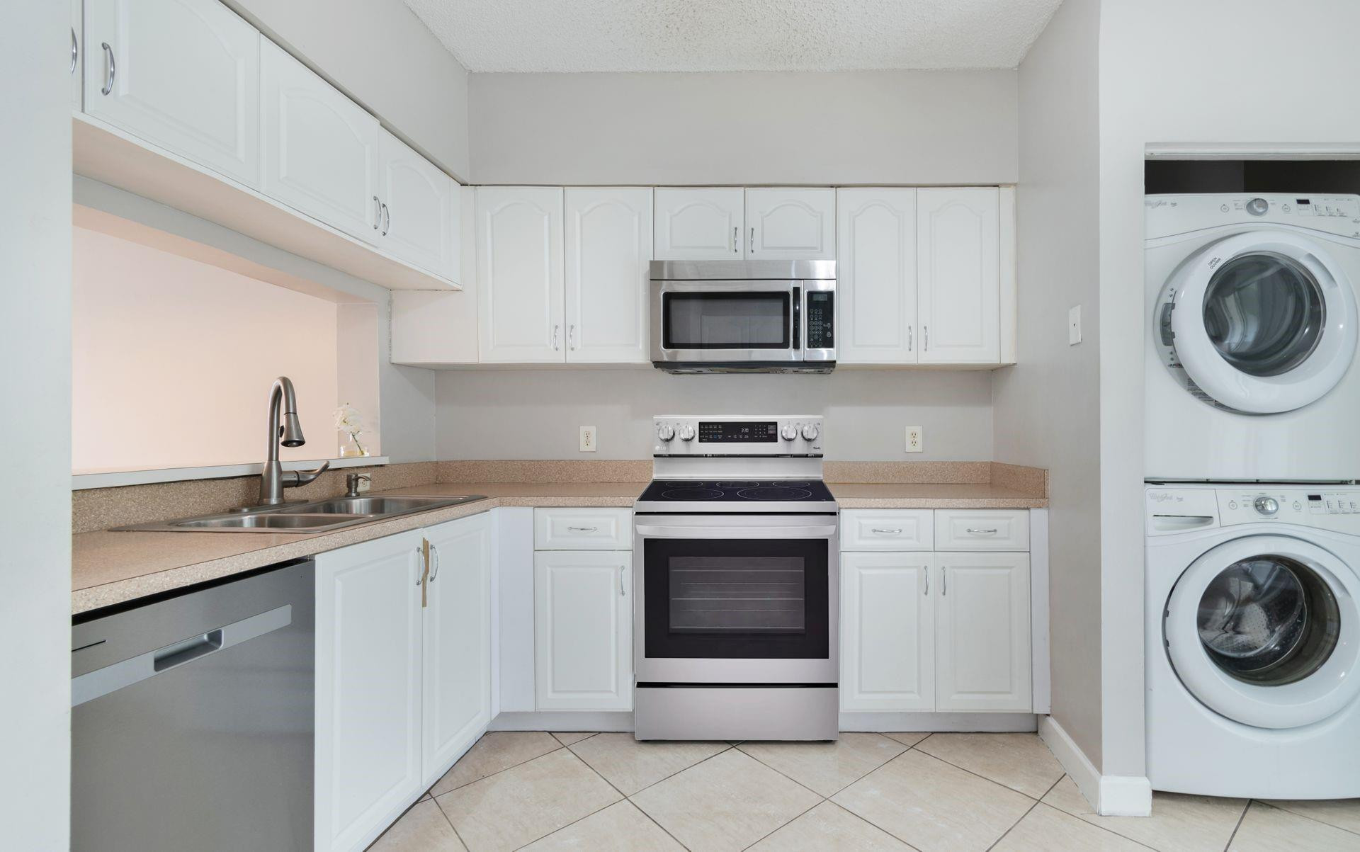 16721 Hemingway, Weston FL 33326