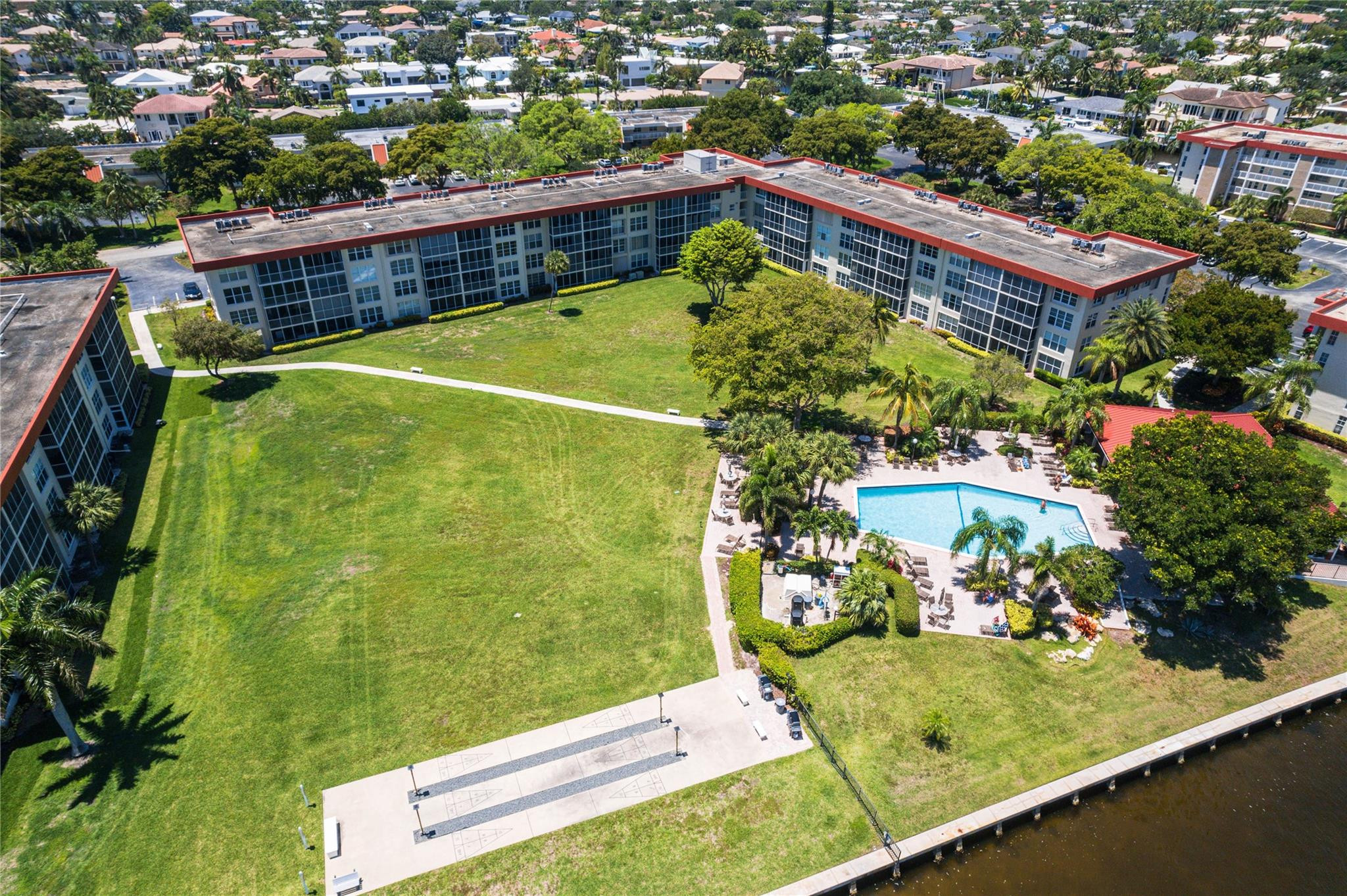 3150 NE 48th #414, Lighthouse Point FL 33064