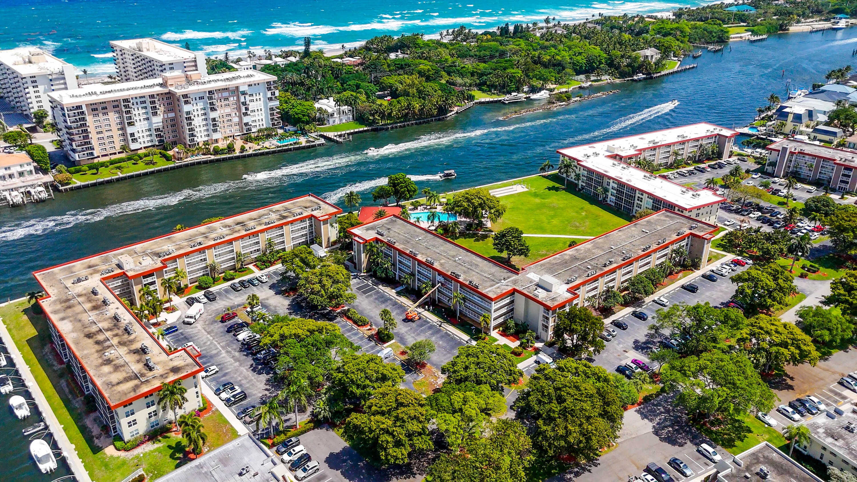 3150 NE 48th #414, Lighthouse Point FL 33064