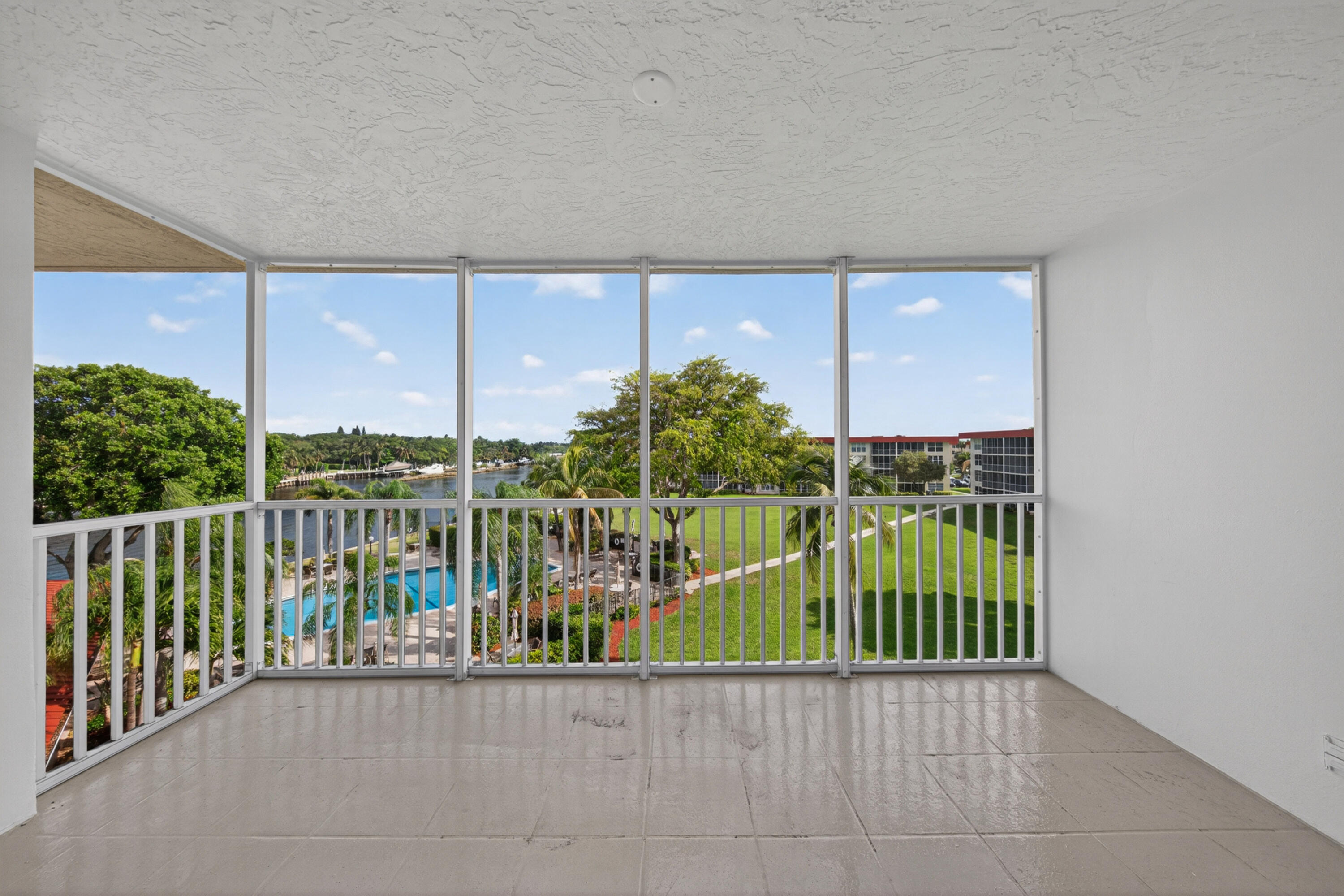 3150 NE 48th #414, Lighthouse Point FL 33064
