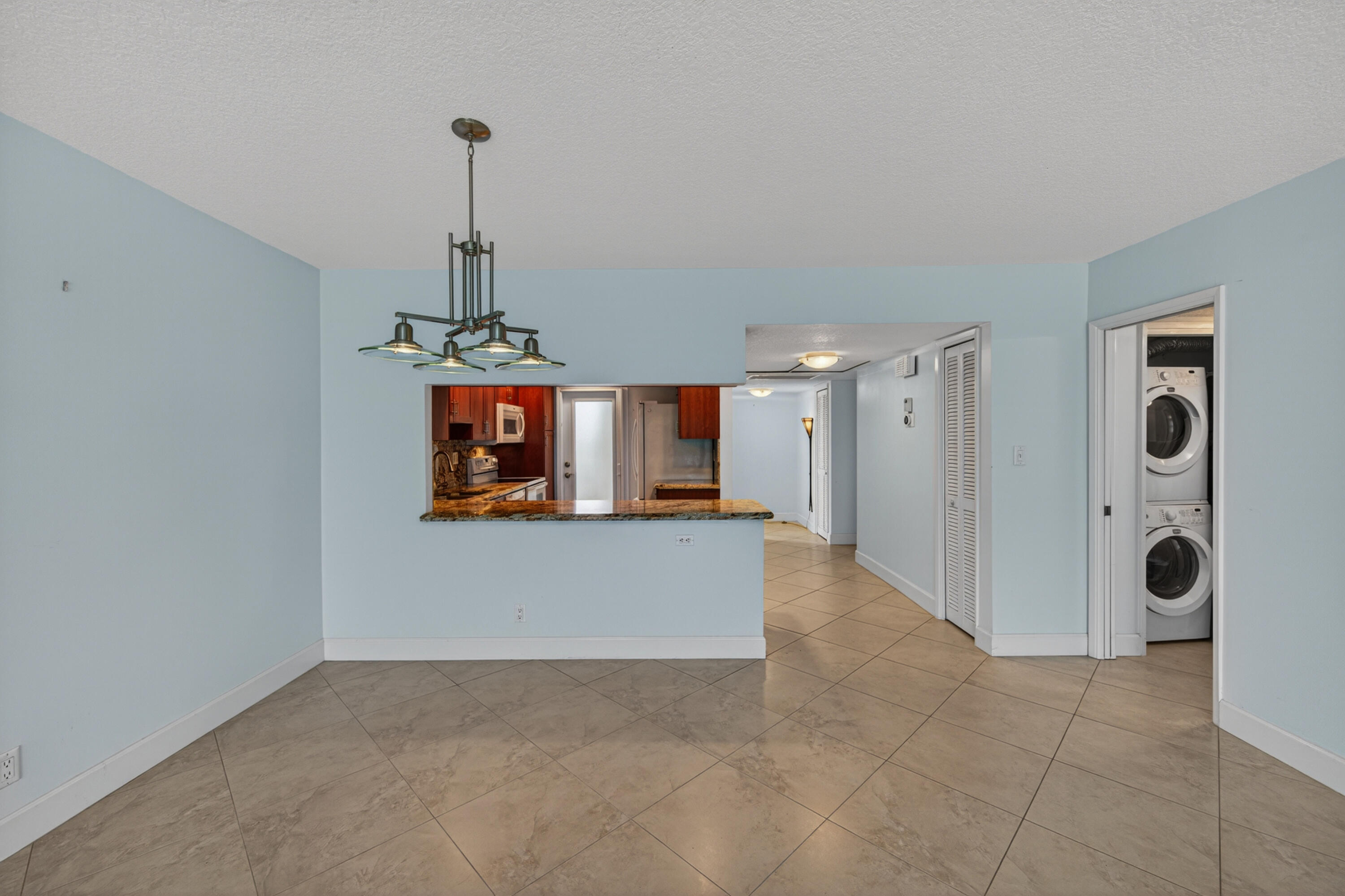 3150 NE 48th #414, Lighthouse Point FL 33064