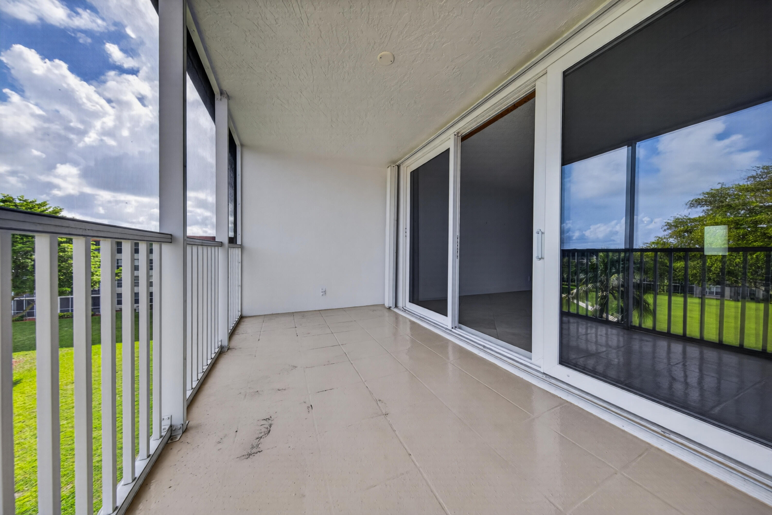 3150 NE 48th #414, Lighthouse Point FL 33064