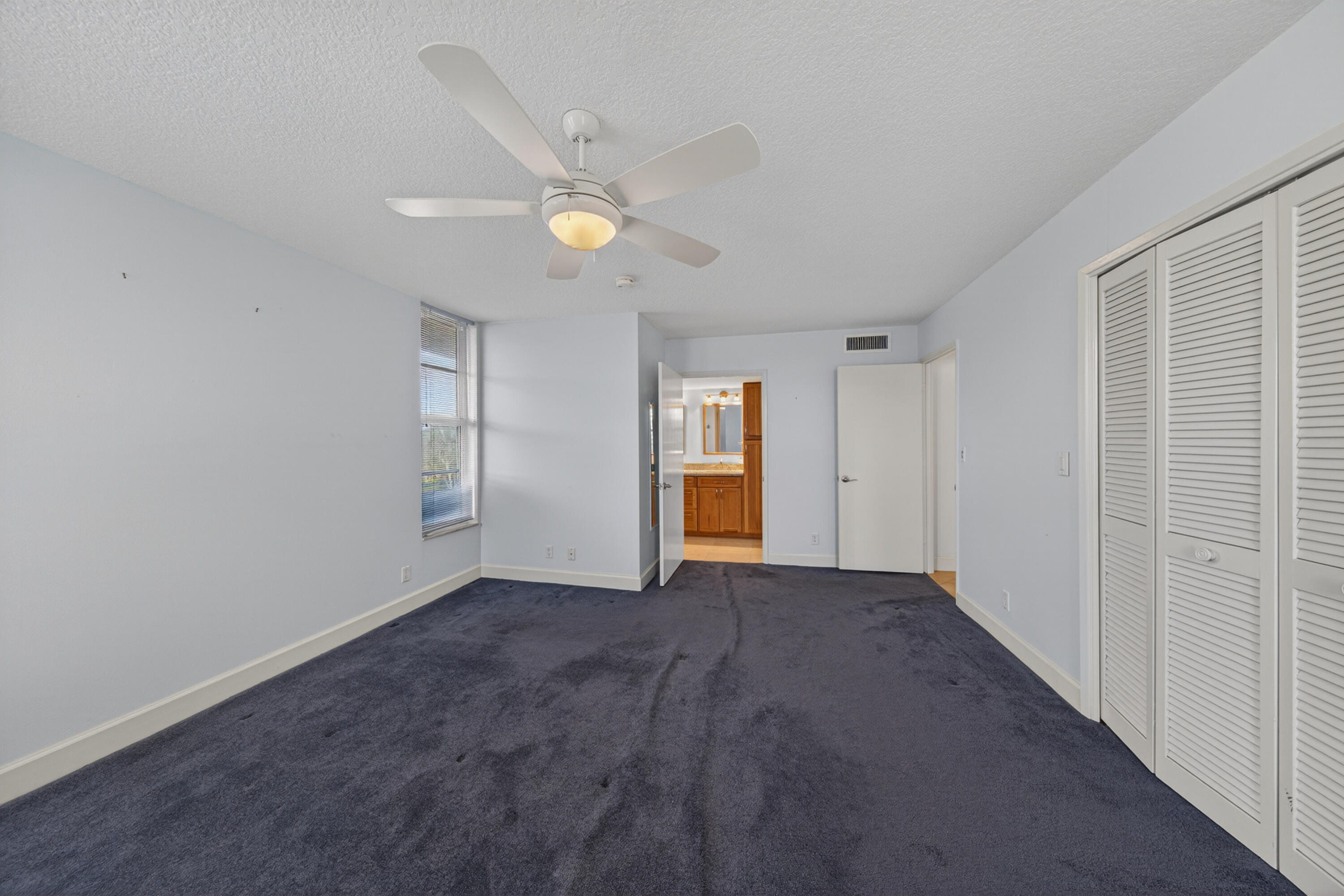 3150 NE 48th #414, Lighthouse Point FL 33064