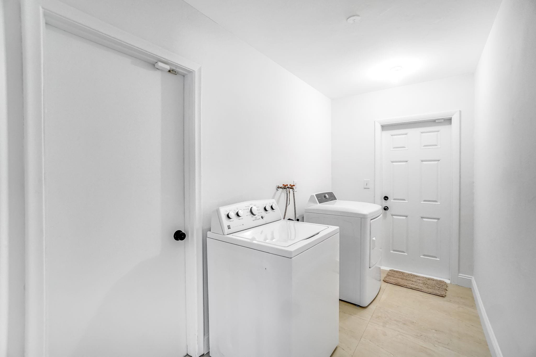 5550 NE 26th, Fort Lauderdale FL 33308