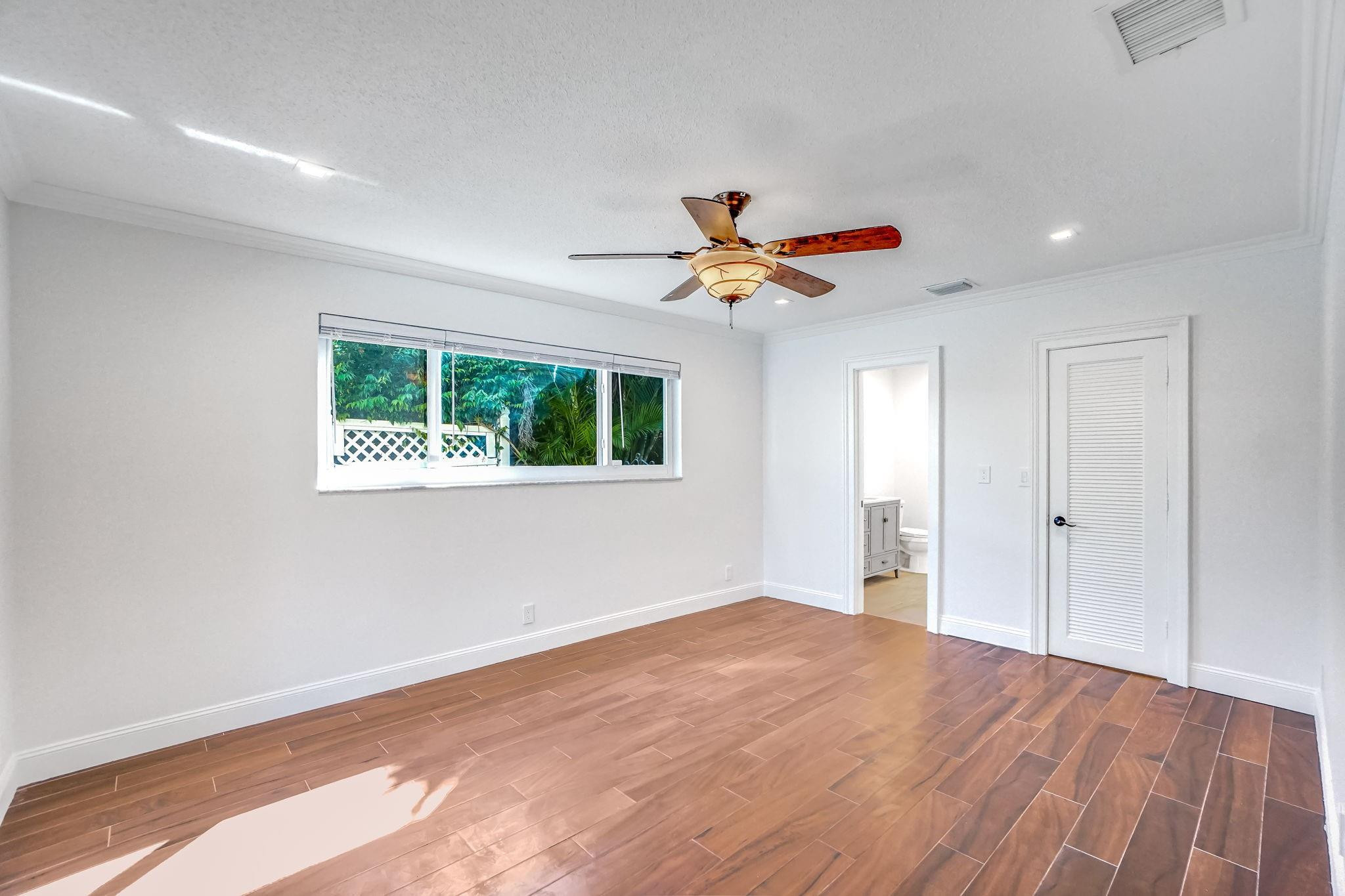 5550 NE 26th, Fort Lauderdale FL 33308