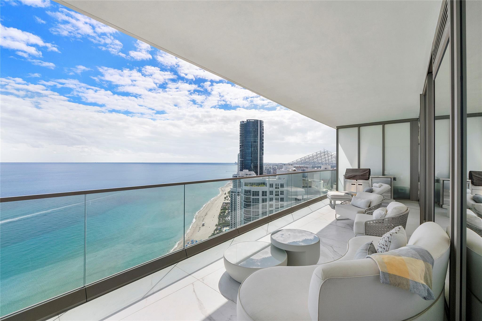 18975 Collins #3401, Sunny Isles Beach FL 33160