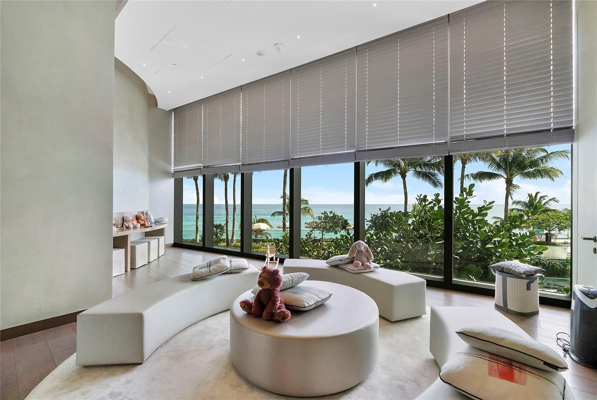 18975 Collins #3401, Sunny Isles Beach FL 33160