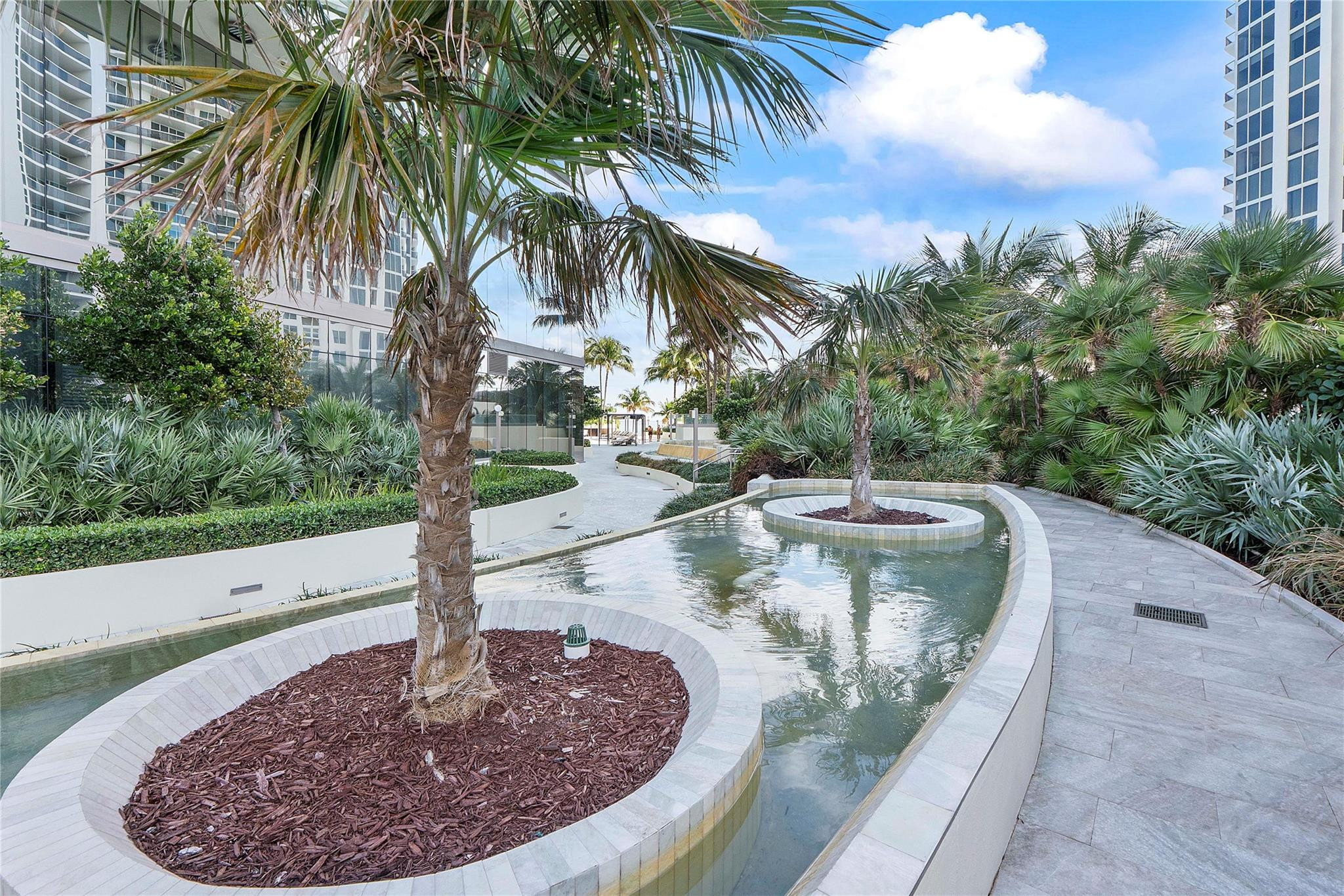 18975 Collins #3401, Sunny Isles Beach FL 33160