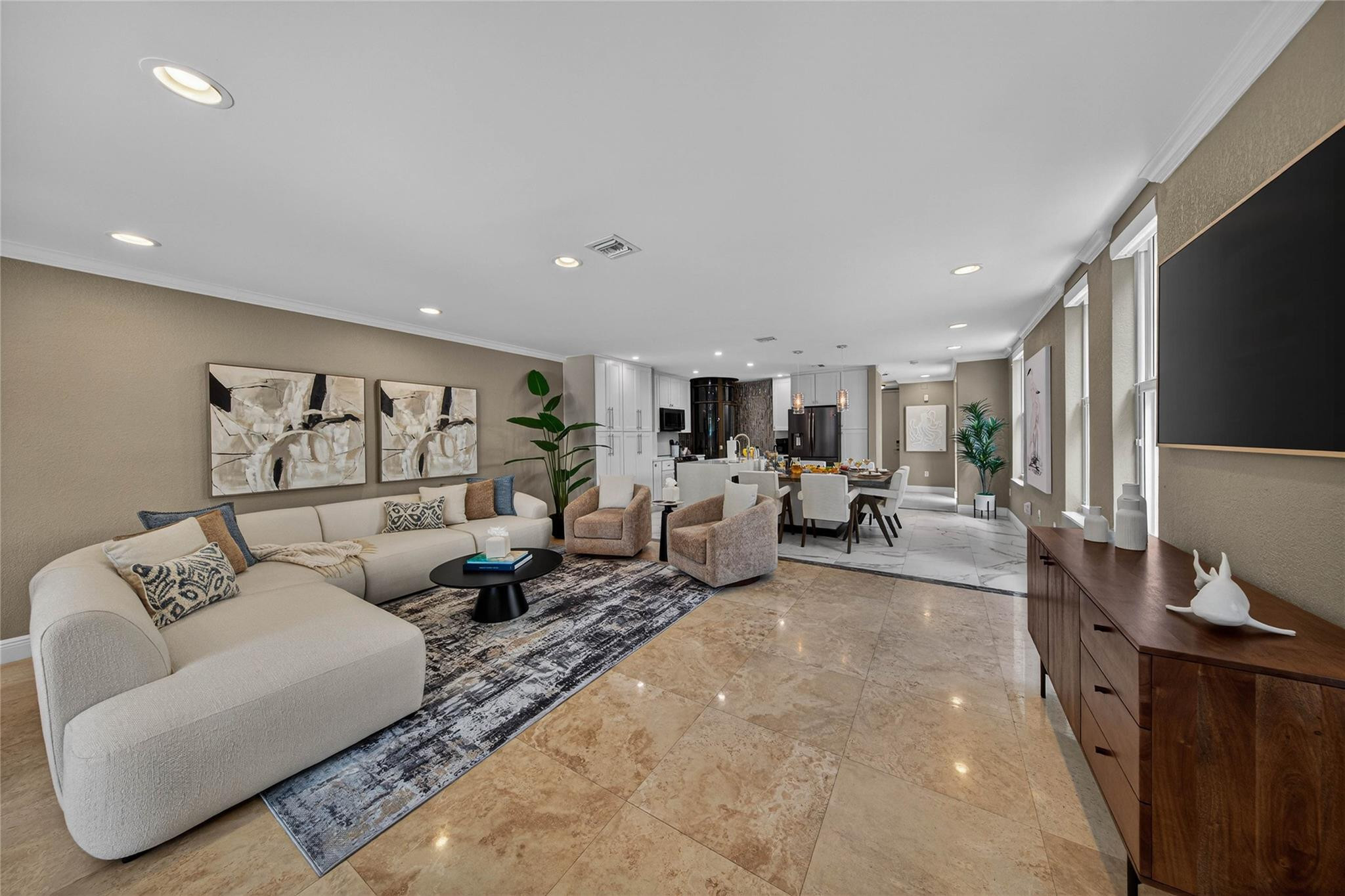 1215 NE 1st, Fort Lauderdale FL 33301