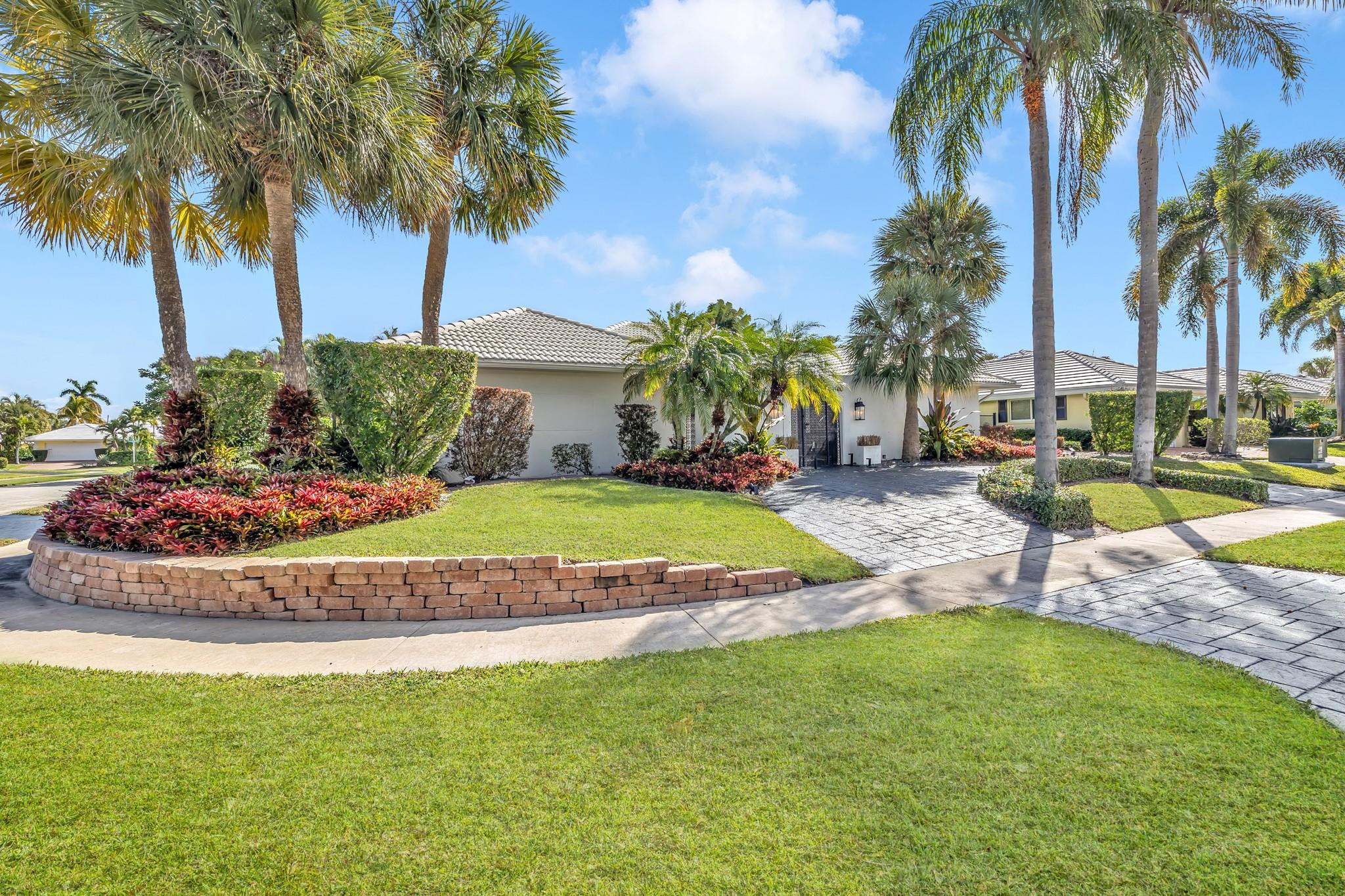 1080 Walnut, Boca Raton FL 33486